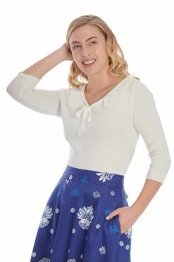 Banned Bloom Jumper -Clorhing Shop 1659040191JP57106 20WHT 20SK25474 20BLUE12813 300x