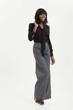 Voodoo Vixen Madeline 40s Black Blouse -Clorhing Shop Madeline 40s Black Blouse Voodoo Vixen 3 300x