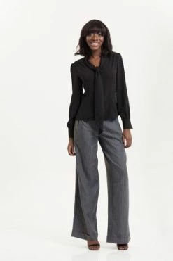 Voodoo Vixen Madeline 40s Black Blouse -Clorhing Shop Madeline 40s Black Blouse Voodoo Vixen 5 300x