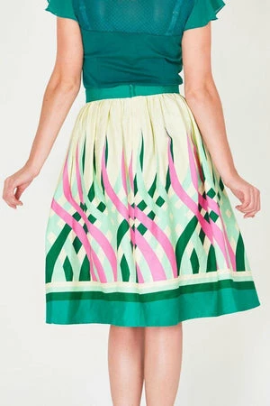 Voodoo Vixen Mia Colour Wheel Border Print Flare Skirt 2 Voodoo Vixen Mia Colour Wheel Border Print Flare Skirt - Image 2