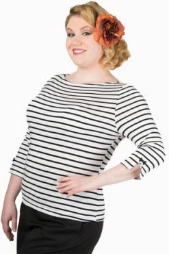 Banned Modern Love Plus Size Top -Clorhing Shop Modern Love Plus Size Top Banned 16 300x