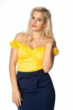 Banned Winnie Top -Clorhing Shop Winnie Top Banned 27 300x