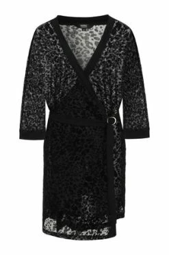 Banned Zephyr Kimono 10 Banned Zephyr Kimono -Clorhing Shop Zephyr Kimono Banned 5 300x