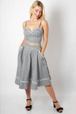 Voodoo Vixen Ava Daisy Trim Gingham Flare Skirt -Clorhing Shop ava daisy trim gingham flare skirt voodoo vixen 3 300x