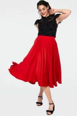 Voodoo Vixen Beza Black Floral Blouse -Clorhing Shop beza black floral blouse tpa 2266 02.951 300x