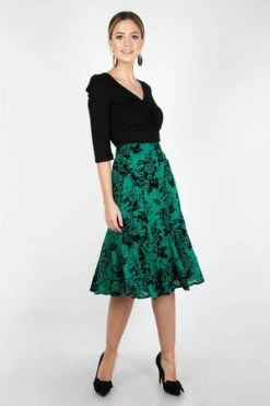 Voodoo Vixen Chloe Rose Skirt -Clorhing Shop chloe rose skirt voodoo vixen 8 300x