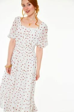Voodoo Vixen Rosita Strawberry Print Sleeved Dress -Clorhing Shop dra 9319 bi 02 300x