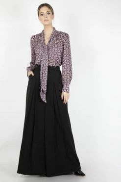 Voodoo Vixen Gabby Crepe Long Sleeve Bow Top 16 Voodoo Vixen Gabby Crepe Long Sleeve Bow Top -Clorhing Shop gabby crepe long sleeve bow top voodoo vixen 8 300x