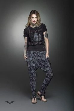 QUEEN OF DARKNESS Goth Top Decorated With Fringes -Clorhing Shop goth top decorated with fringes queen of darkness 3 300x