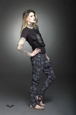 QUEEN OF DARKNESS Goth Top Decorated With Fringes -Clorhing Shop goth top decorated with fringes queen of darkness 4 300x