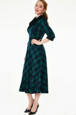 Voodoo Vixen Lola Tartan Dress - Removable Fur Collar -Clorhing Shop lola tartan dress removable fur collar voodoo vixen 4 300x