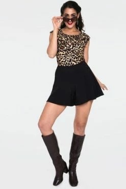 Voodoo Vixen Maddie Leopard Print Keyhole Top -Clorhing Shop maddie leopard print keyhole top tpa 2456 03.1064 300x