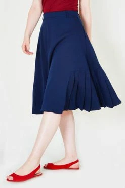 Voodoo Vixen Nyla Knee-length Skirt -Clorhing Shop nyla knee length skirt voodoo vixen 3 300x