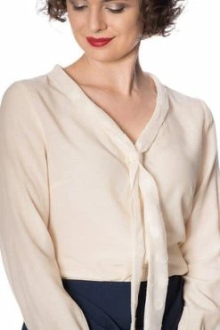 Banned The Betty Ruffle Blouse -Clorhing Shop the betty ruffle blouse banned 3 300x