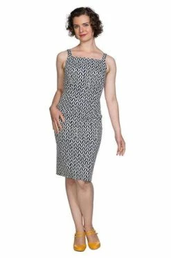 Banned Tile Print Skinny Dress 5 Banned Tile Print Skinny Dress -Clorhing Shop tile print skinny dress banned 3 300x